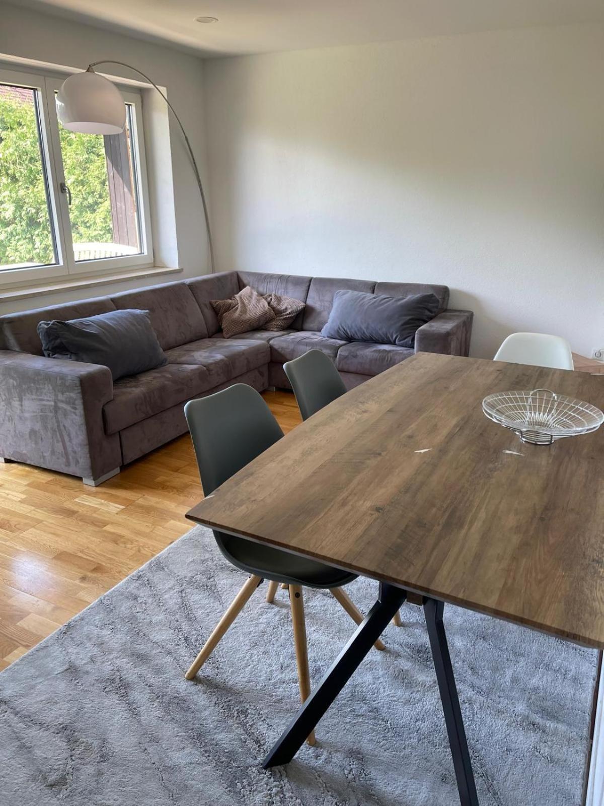 Bungalow In Ruhiger Siedlung Mit Stellplatz Landshut Exterior foto